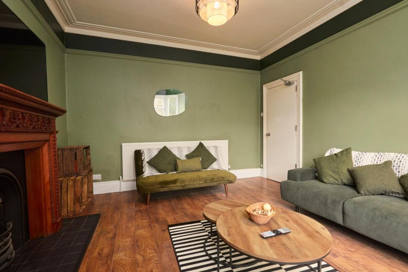 Cosy, Stylish, Leafy And Homely シェフィールド エクステリア 写真