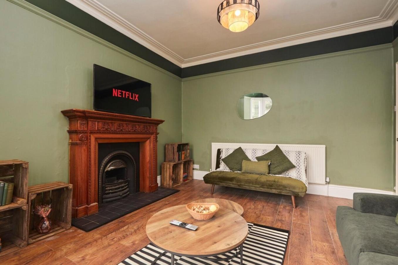 Cosy, Stylish, Leafy And Homely シェフィールド エクステリア 写真